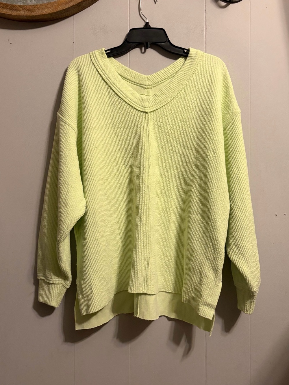aerie Pastel Lime V-Neck Women's Sweater